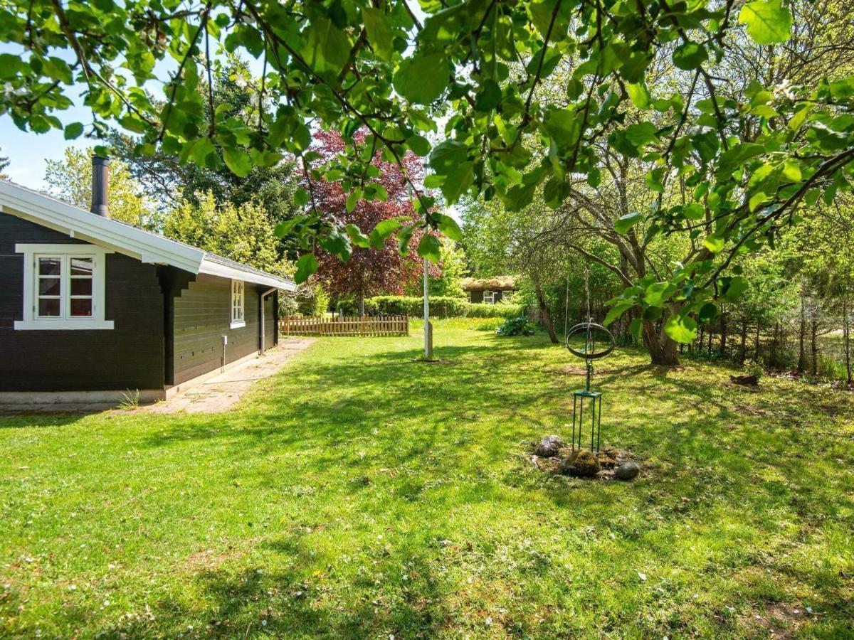 6 Person Holiday Home In F Rvang Fårvang Extérieur photo